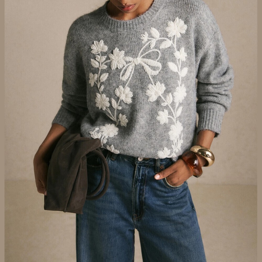 Heather Gray Bow Floral Embroidered Crew Neck Knit Sweater